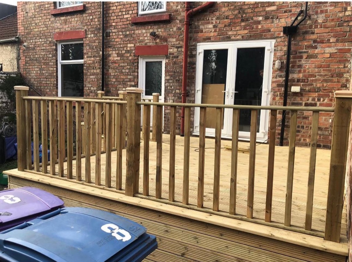 Finished timber garden decking with spindle balustrade, Liverpool